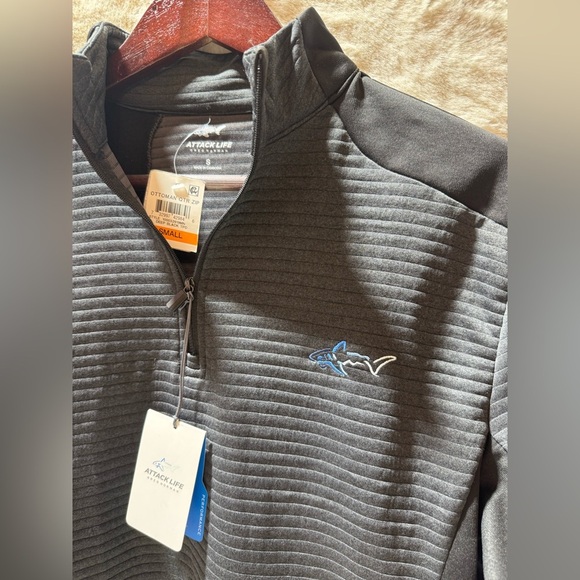 Greg Norman Attack life Mens Colorblock Long Sleeves 1/4 Zip Pullover Small NWT - Picture 4 of 11